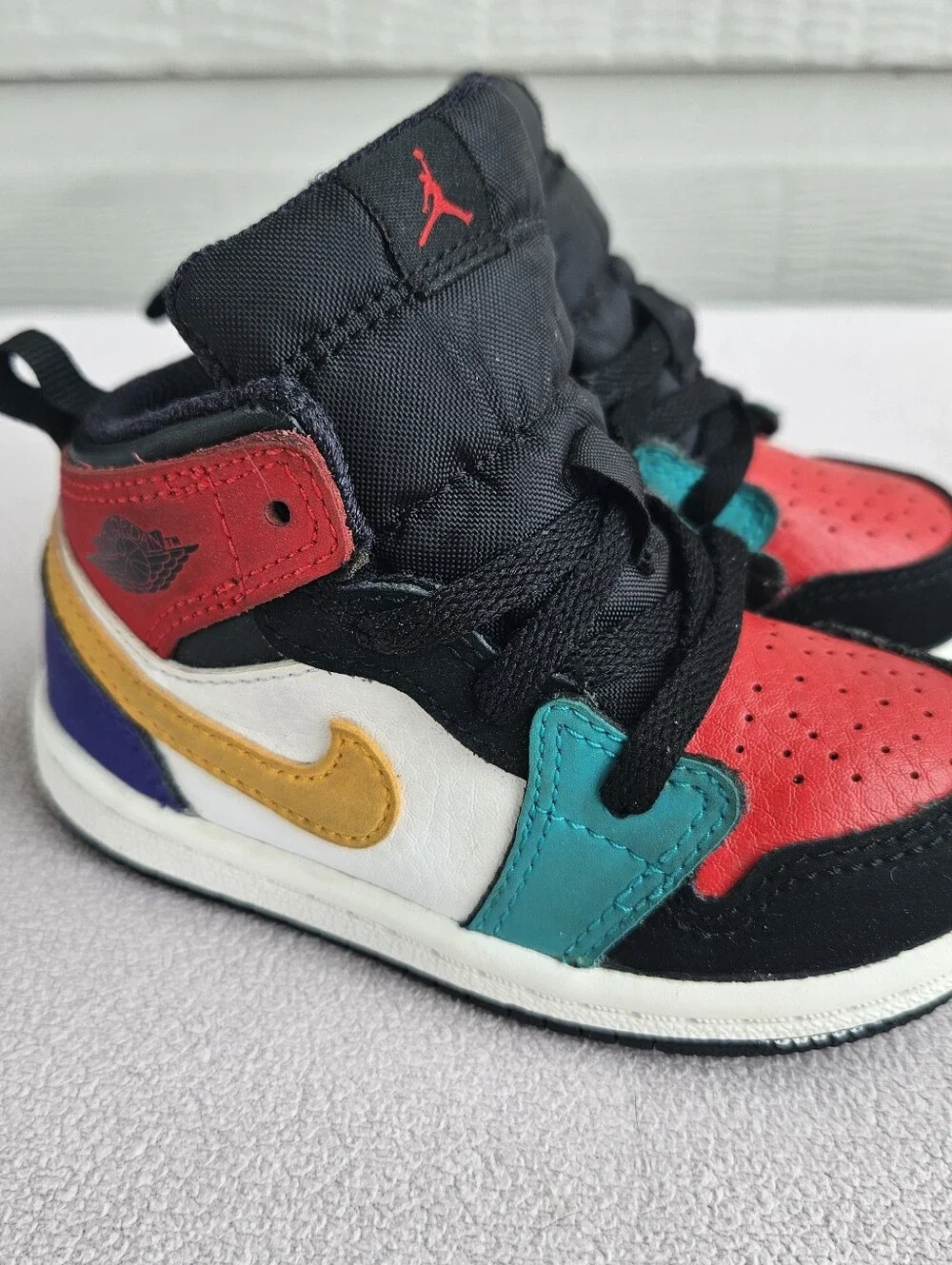 Nike Air Jordan 1 Mid TD Toddler SZ 6 Sneakers Multi-Color 90's Retro 640735-125